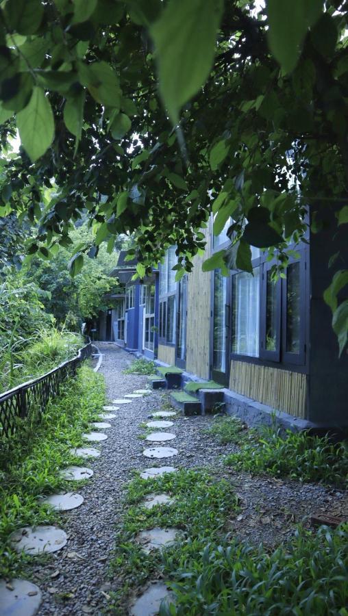 Arayam Bhimtal Hotel Bhowali Ngoại thất bức ảnh